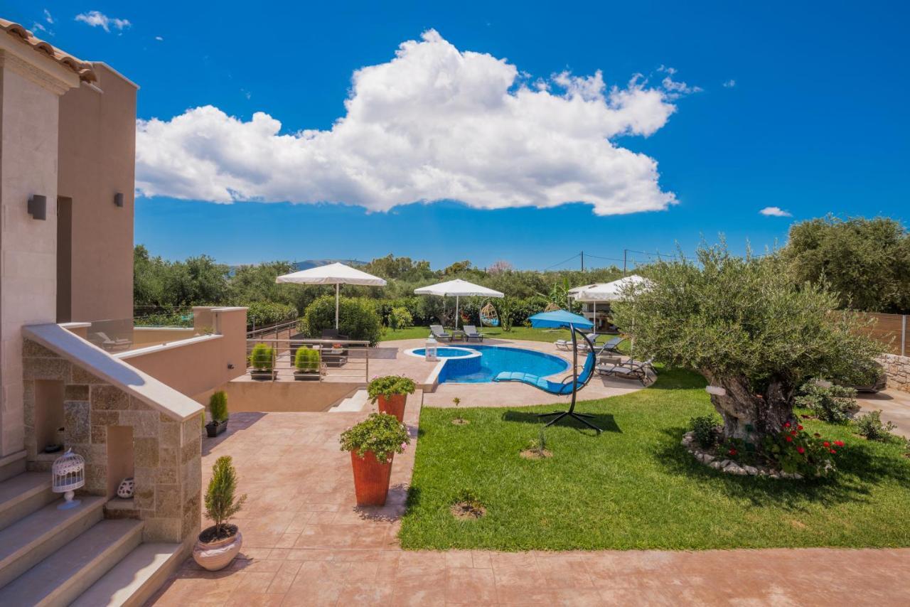 Romanza Luxury וילה Kalamákion