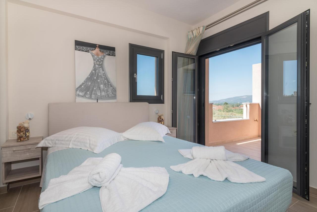 Romanza Luxury וילה Kalamákion